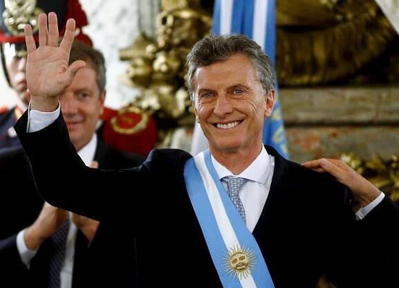 Argentina má nového prezidenta, Mauricio Macri složil přísahu