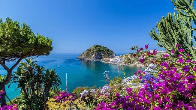 Hotely v Ischia