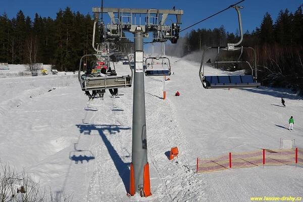 Sedačková lanovka Lipno - Jezerní
