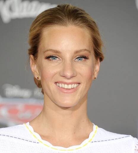 Heather Morris arrives at the premiere of Disney And Pixar's 