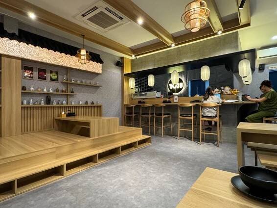 【Ho Chi Minh】まさかの ALL ベジタリアンのお寿司やさん？！ ~ Nha Hang Sushi Chay TOJY | フードアナリストちぇりのホーチミンの美味いもん