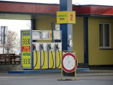 Benzinka v Břestu je zapletena do daňových úniků na naftě