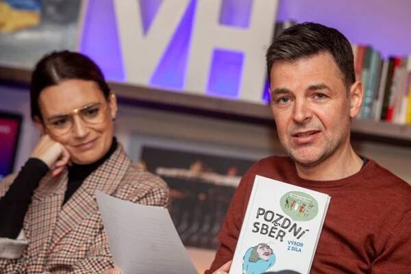Saša Michailidis a Daniela Písařovicová budou moderovat letošní předávání knižních cen Magnesia Litera.