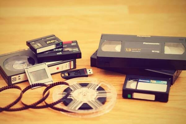 Převod (digitalizace) VHS kazety na USB flash disk Neslovice DIGITALIZACEVHS.COM • Firmy.cz