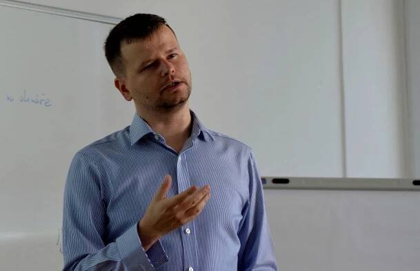 FILIP ROŽÁNEK O SOCIÁLNÍCH SÍTÍCH: KDYBY TAM NEBYL OVČÁČEK, SVĚT BY BYL HEZČÍ