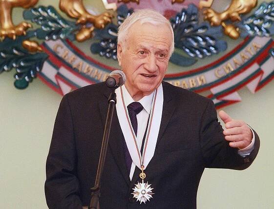 Ivan Abadžiev – Wikipedie