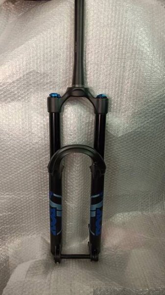 Nová vidlice FOX 38 Performance 170mm za 14 990 Kč