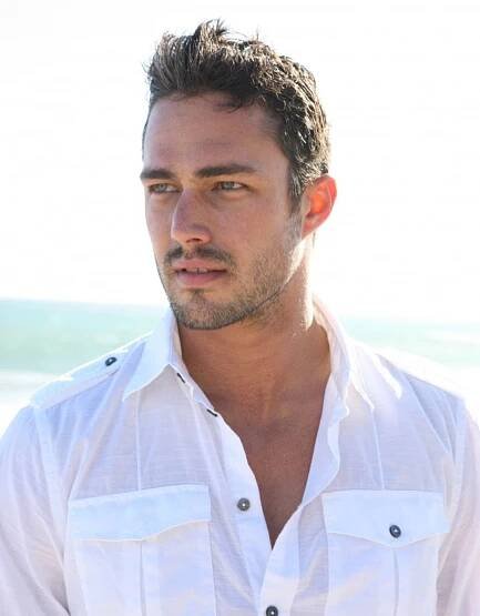 Taylor Kinney fotka