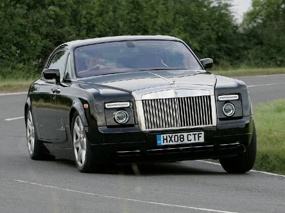 Rolls-Royce Phantom: Legendární aristokratické vozidlo se vyrábí sto let