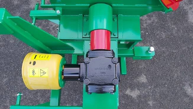 Štěpkovače za traktor / malotraktor PIRBA S PŘIPOJENÍM VLEČKY