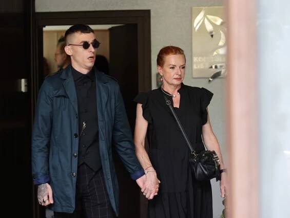 Vdova po Hesovi (†50) Marcela (60): Za ruku se zajíčkem (32)!