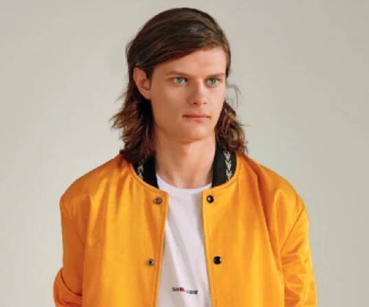 Charlie Tahan Biography - Facts, Childhood, Family Life & Achievements