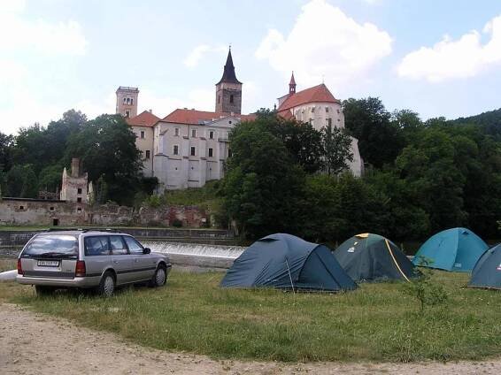 FOTOGALERIE: Kemp Pod Vrbou v Sázavě