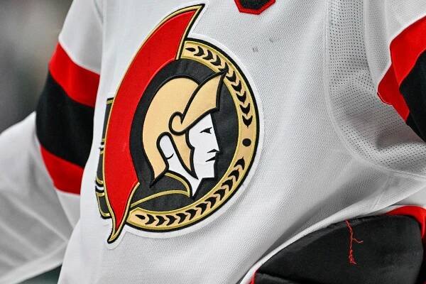 NHL: Ottawa Senators at Dallas Stars