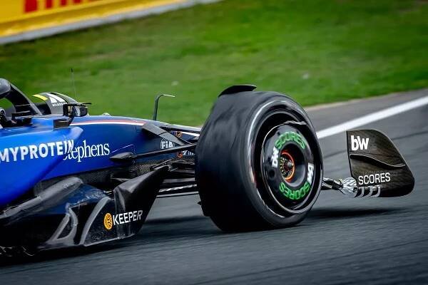 Formula 1 driver Carlos Sainz of Williams participates in the F1 race at the Formula 1 circuit in Zandvoort, Netherlands, on August 31, 2025, for the Formula 1 Zandvoort Sunday 2025 season 2025-2026. (Photo by Marcel van Dorst/EYE4images/NurPhoto via Getty Images)