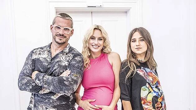 Martin Valihora, Natália Germáni a bubeníkova dcera Viktória Valihora (Karlovy Vary, 2. července 2023)