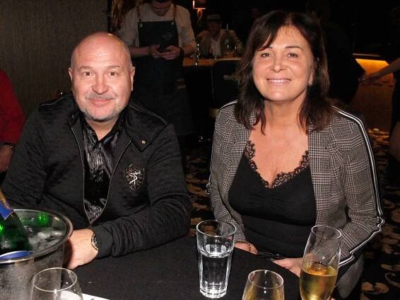 Úmrtí dcery, nevěra a tsunami: Čím vším si museli Michal David s manželkou projít? - VIPshow