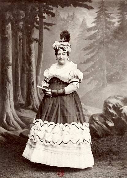 Félicia Thierret