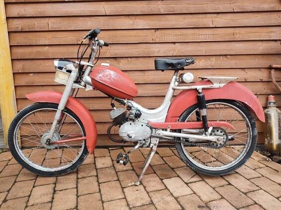 Stará zajímavá motorka moped MOTOBI veterán - Auto-moto