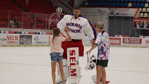 Hokejová příprava HC Olomouc - GKS Tychy. Branislav Konrád se po první třetině rozloučil s fanoušky