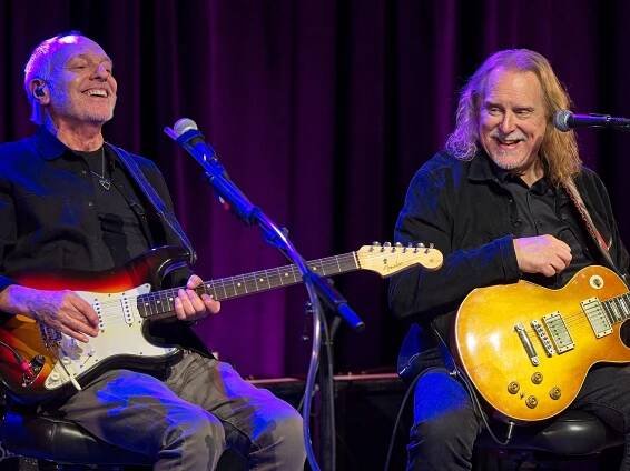 “When they told me it was the biggest record ever, I got scared.” Peter Frampton tells Warren Haynes about...