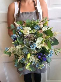 Svatební kytice - luční modrá