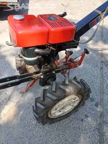 Prodam malotraktor vari