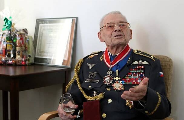 Zemřel nejstarší český válečný veterán Imrich Gablech. Bylo mu 101 let