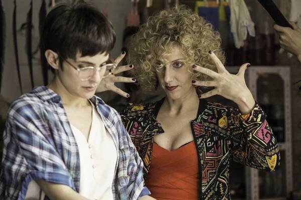 No culpes al karma de lo que te pasa por gilipollas - Z filmu - Verónica Echegui