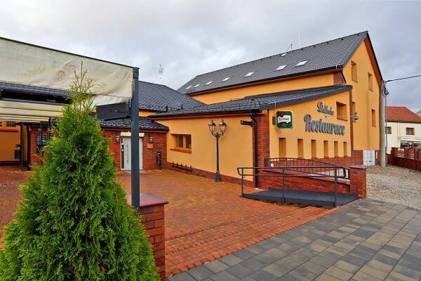 DALIBORKA Chodov – restaurace & penzion s wellness 🤩🍺☕️
U Porcelánky 170, 357 35 Chodov
info@daliborkachodov.cz 📱 775 945 014 ☎️353 311 358
https://www.daliborkachodov.cz/
Facebook daliborkachodov
M.Me m.me/daliborkachodov 
Instagram daliborkachodov
TripAdvisor restaurant DALIBORKA Chodov
Google restaurace DALIBORKA Chodov

