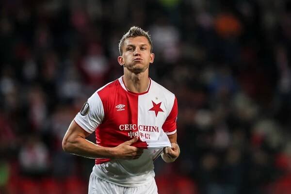 Slávisté se naladili na derby. Výhru v poháru trefil Necid