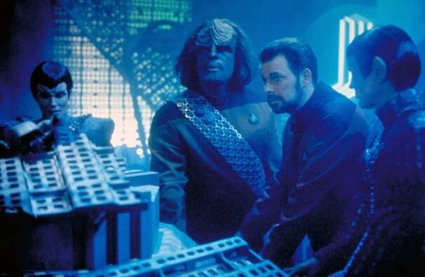 Star Trek: Nová generace - Další fáze - Z filmu - Susanna Thompson, Michael Dorn, Jonathan Frakes