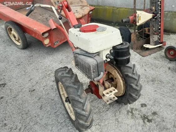Prodám malotraktor tera vari s nářadím