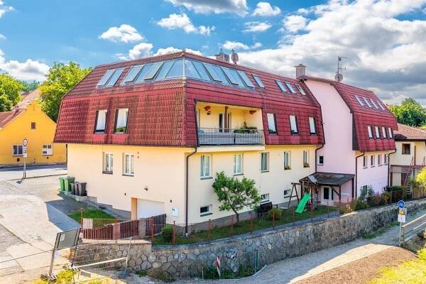 Prodej bytu 3+kk, 57 m2, Hluboká nad Vltavou, ulice Třeboňská, okres České Budějovice