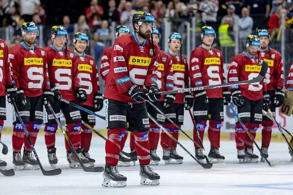 Milan Richtr | sportovní & reportážní fotografie - HC Sparta Praha - HC Vítkovice RIDERA