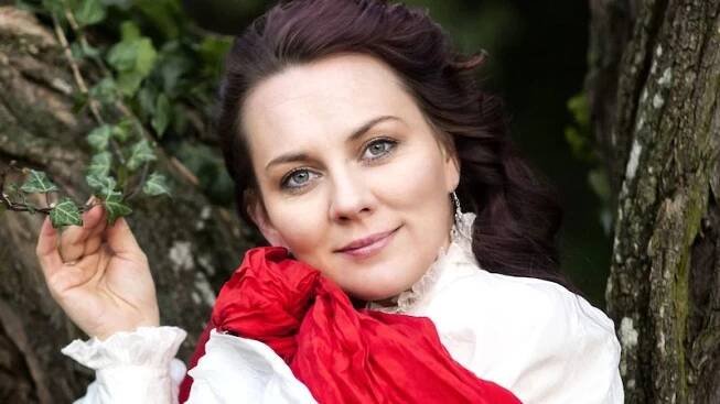 Příznivcům hokeje zapěje Jana Šrejma Kačírková česky, rusky, finsky a švédsky - Novinky