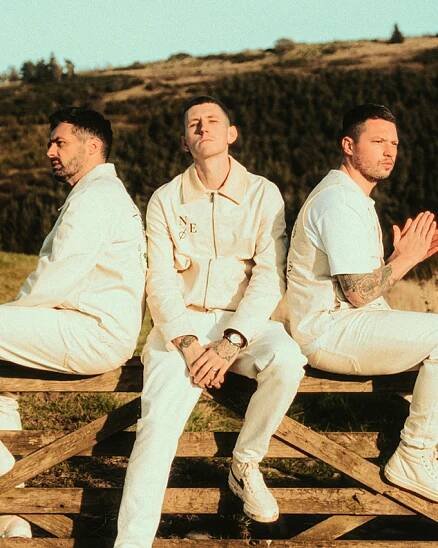 Nathan Evans & SAINT PHNX Band