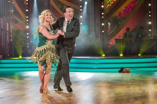 4 porotci jubilejní StarDance: Podívejte se, na koho se letos můžete za obávaným pultíkem těšit!