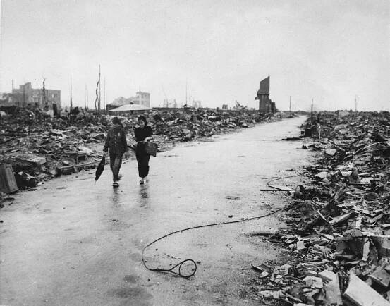 Atomová bomba Little Boy zabila 6. srpna 1945 přes 70 tisíc lidí. Stejný počet zemřel v následujících letech.
