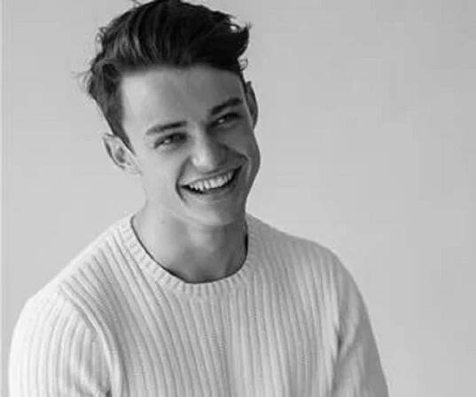 Thomas Doherty - Bio, Facts, Family Life of Scottish Actor