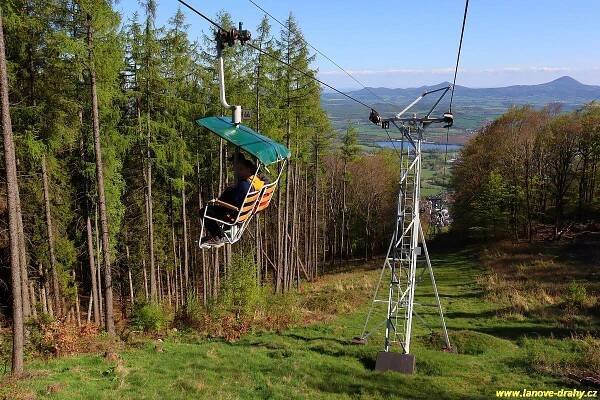 Sedačková lanovka Krupka - Komáří Vížka