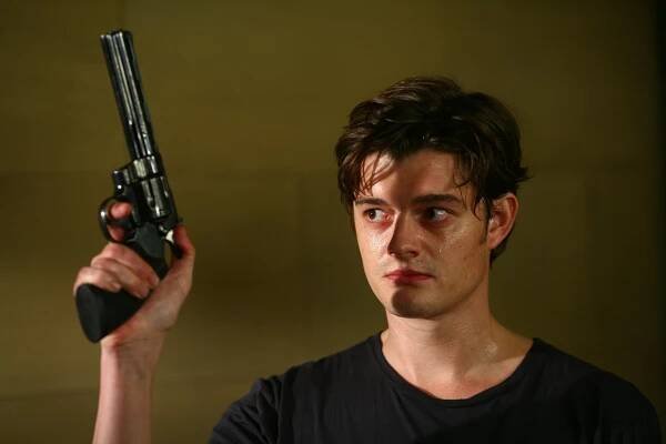 13 - Z filmu - Sam Riley