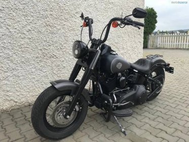 Harley-Davidson FLSL Softail Slim (2014) za 349.000 Kč