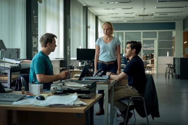 Blutige Anfänger - Tödliche Affäre - Z filmu - Timmi Trinks, Luise von Finckh, François Goeske