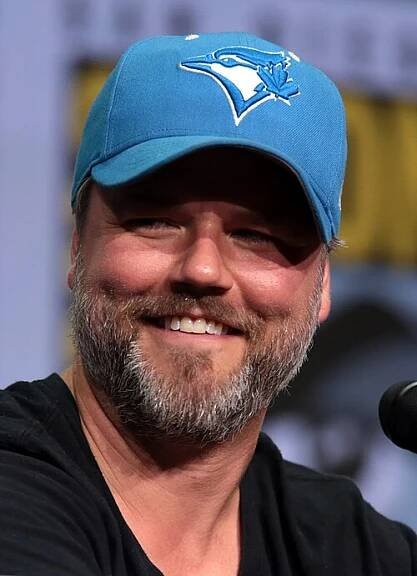 Tyler Labine - Wikipedia