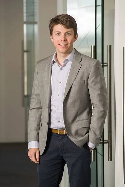 Atlanta headshot photography for business professionals, corporate and executives on-site for marketing and branding.