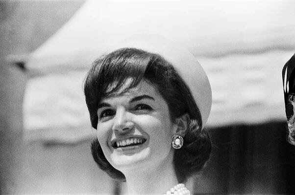 Galerie: Neobyčejný život Jacqueline Kennedy Onassis