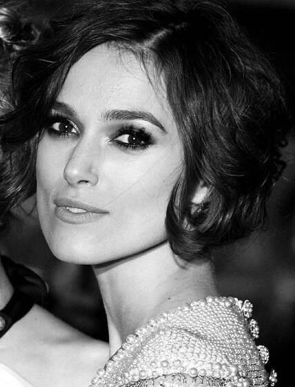Keira Knightley: Žena může milovat dva muže najednou