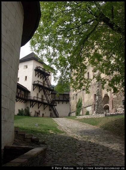 Banská Štiavnica – Starý zámok / hrady-zriceniny.cz