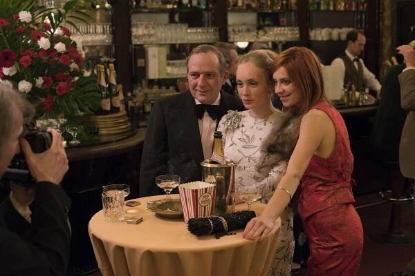 Zarah - Wilde Jahre - Z filmu - Uwe Preuss, Katharina Heyer, Claudia Eisinger